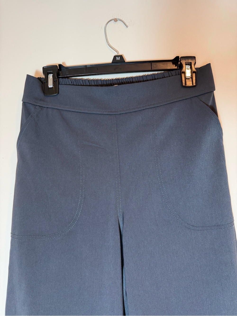 Max Studio Grey Pull-On Elastic Waist Pants Wide Leg Pants Size Medium - Picture 2 of 11